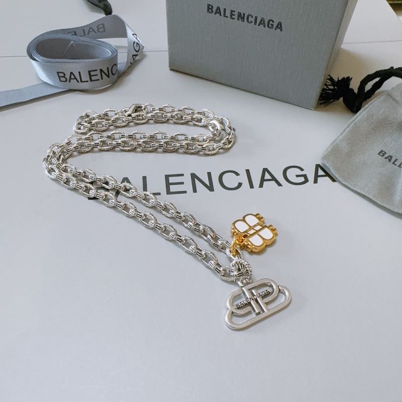 Ba1en*iaga necklaces